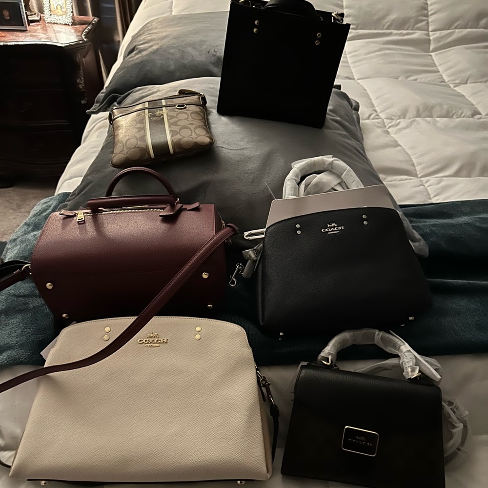 COACH AUTHENTIC BAGS